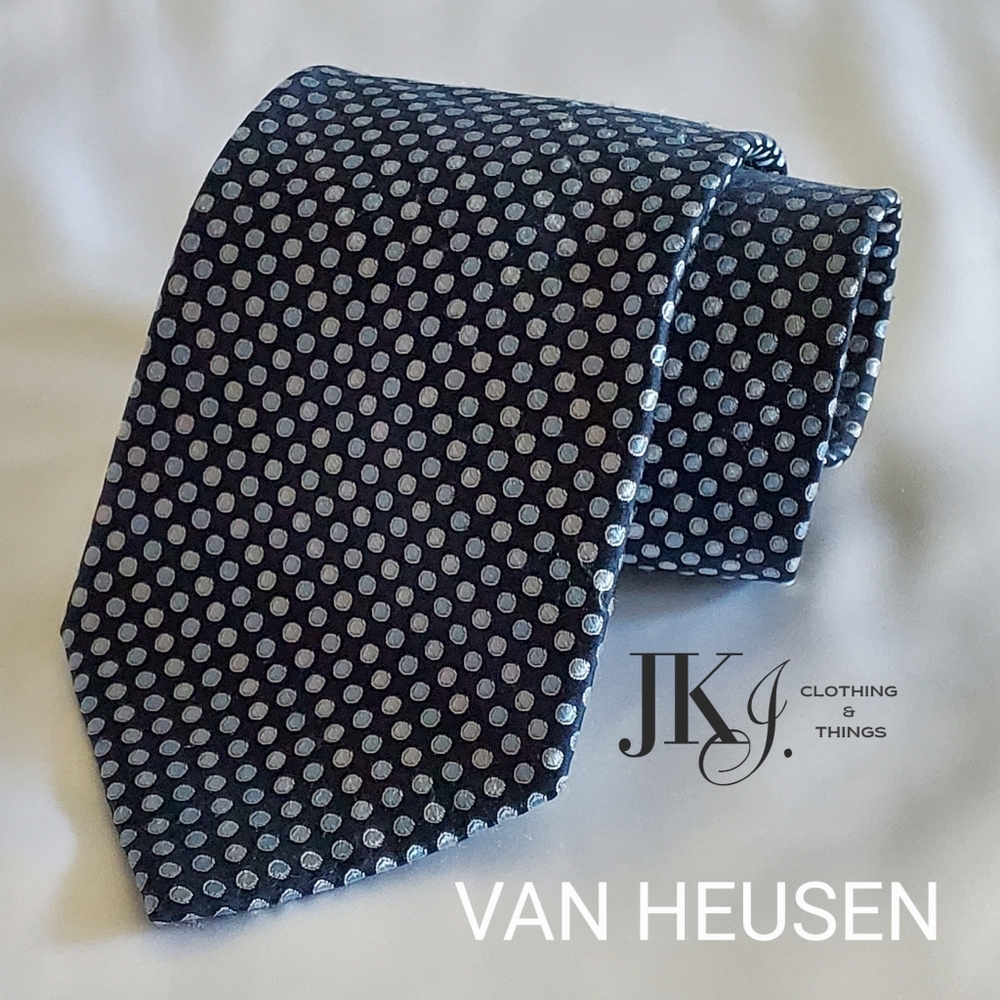 Van Heusen Mens Tie Silk Blue Dots